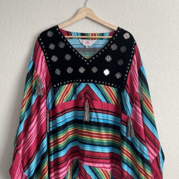 Roja Collection Poncho Womens 1 Serape Conchos and Studs Colorful Cape - Picture 7 of 7